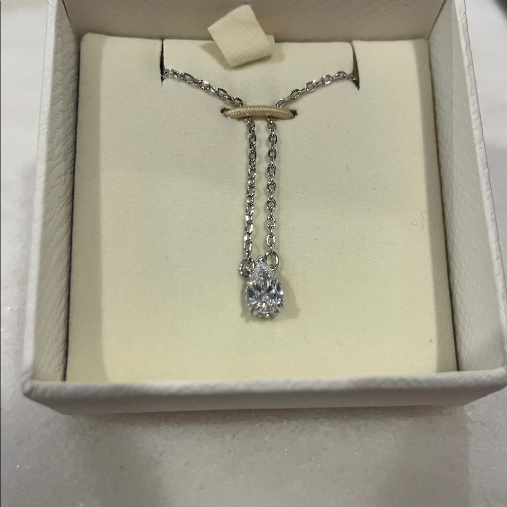 SWAROVSKI PEAR DROP Silver Necklace BRAND NEW ADJUSTABLE 16-18inch